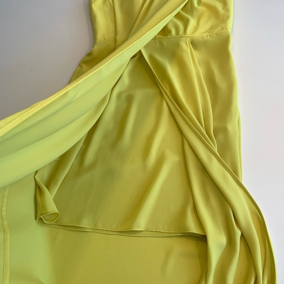 Bcbg yellow gown - Picture 3 of 5